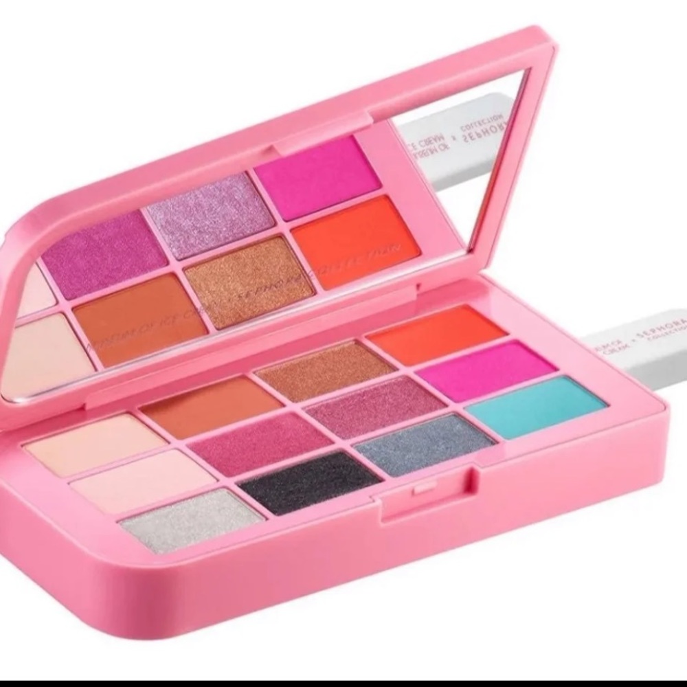 Sephora x Museum of Ice Cream eye pigment palette